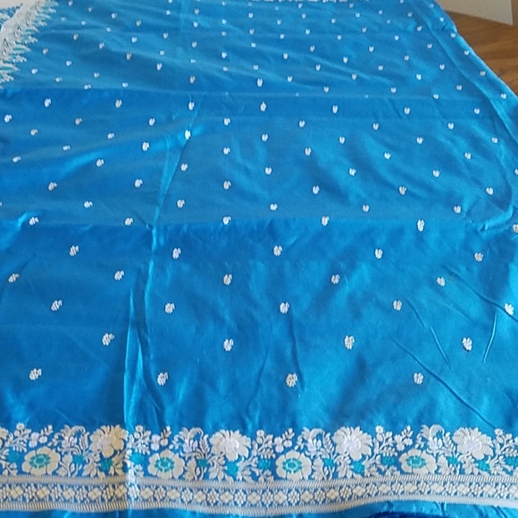 Turquoise blue saree silk read 3x blouse - Picture 3 of 4